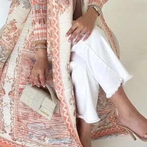 Elegant Womens Cardigan